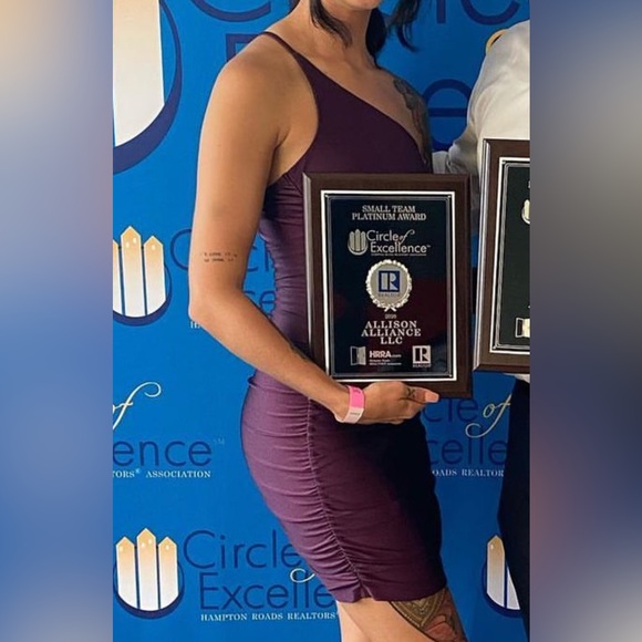 Purple rouched cocktail dress one strap - Picture 5 of 5